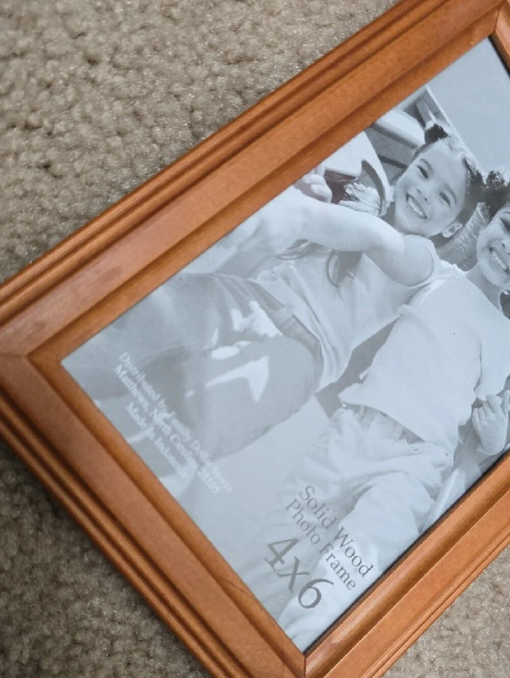 Solid Wood 4x6 Photo Frame in Warm Brown